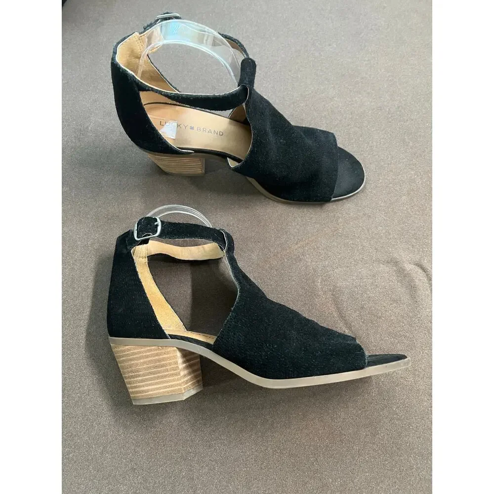 Lucky Brand Baxley Black Suede Peep Toe Stacked Heel Sandal Womem's Size 8.5